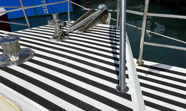 Yachts-Boats-Non-slip tape.jpg